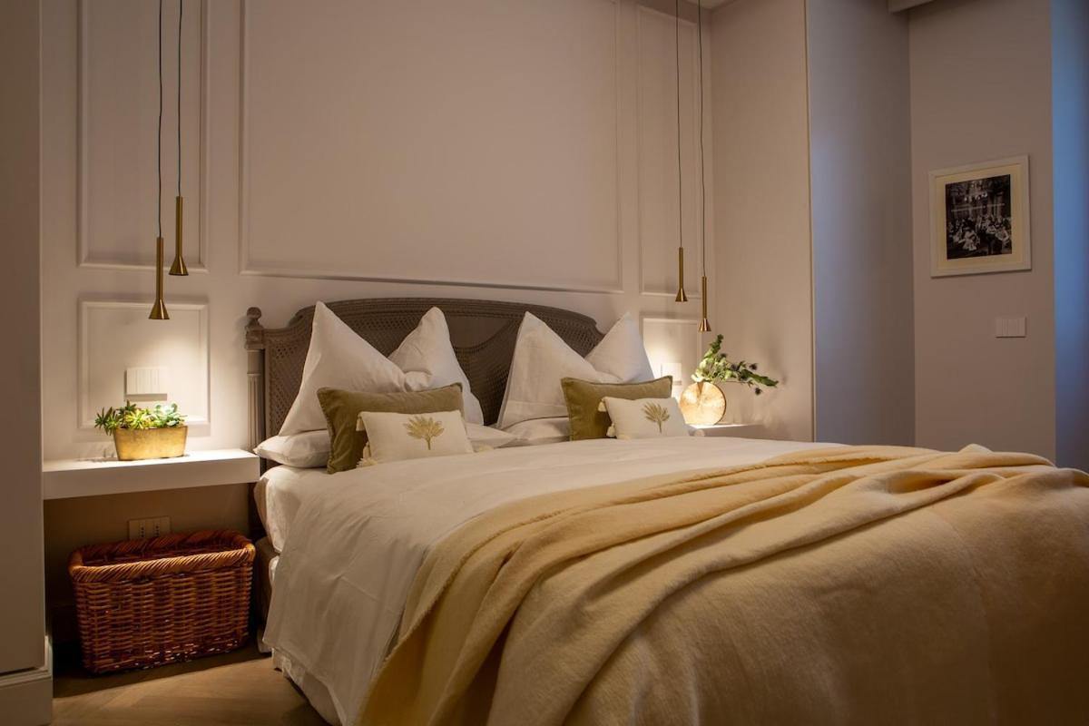 Corti - 1 Min Walk To And Parking *